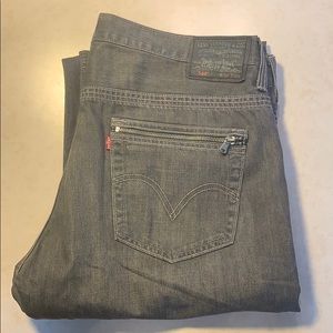 Men Levi Jean size 36x34 style 569